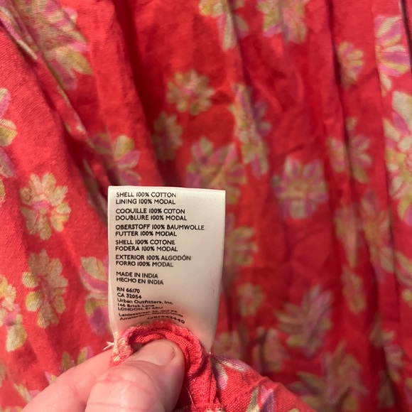 MOLLY SLEEVELESS COTTON TUNIC IN HOLLYHOCK COMBO medium - Picture 7 of 7